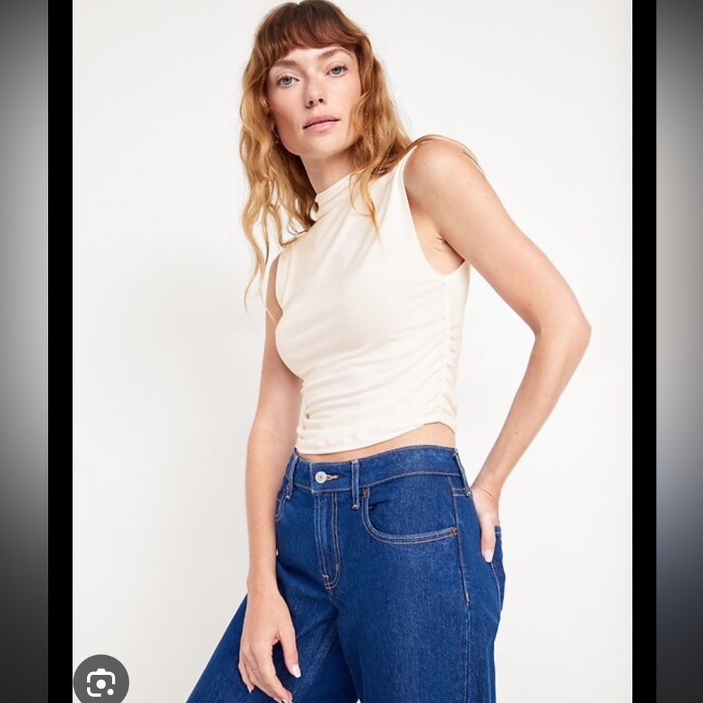 Old Navy - Luxe Crop Top - M